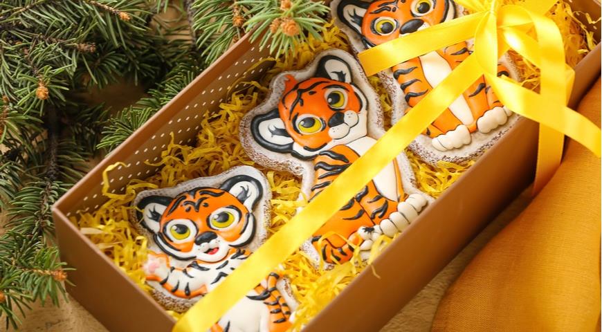 новогоднее печенье Тигр