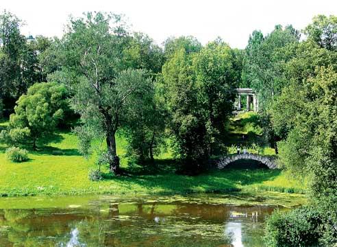 Павловский сад под Санкт-Петербургом