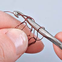 Простые плетеные подсвечники из проволоки. Шаг 3