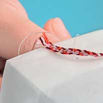 Праздничная упаковка подарков. Шаг 8