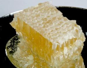 Ярмарка меда откроется в Москве