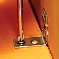 Крепеж столешницы Крепеж столешницы