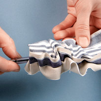 Занавеска с цветами для кухонного окна. Шаг 2