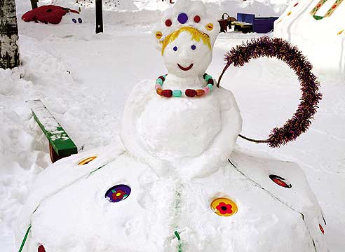 Снеговики и другие снежные скульптуры 