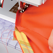 Диван из пуфиков. Шаг 2