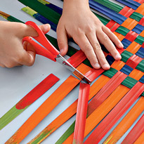 Плетеная салфетка из листьев. Шаг 4