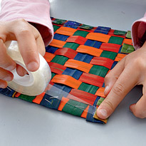 Плетеная салфетка из листьев. Шаг 6