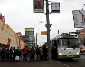 Москвичей стимулируют деньгами бросить авто