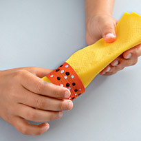 Кольца для салфеток из листьев ириса. Шаг 6