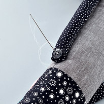 Тряпичная кукла "Кошка в одежке". Шаг 10