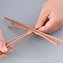 Плетеная бутылочница . Шаг 3