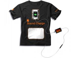 Зарядить гаджеты можно с помощью футболки