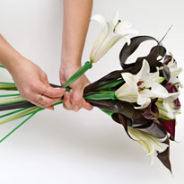 Букет от вампиров к Хэллоуину. Шаг 5