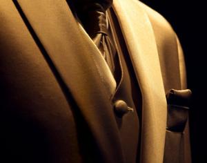 Выпущен первый текстиль с прочным золотым покрытием