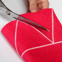 Карнавальный костюм дракончика для любимого малыша