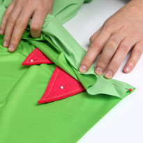 Карнавальный костюм дракончика для любимого малыша. Шаг 6