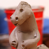 Дракон из глины в пластовой технике