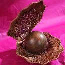 Шоколадный шар с сюрпризом