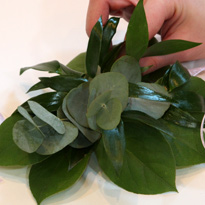 Цветочная композиция к 8 марта. Шаг 4