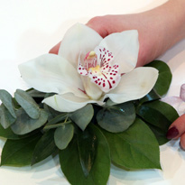 Цветочная композиция к 8 марта. Шаг 6