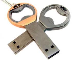 Выпущена флешка-открывалка