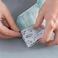 Вешалка для кухни с кружевом. Шаг 4