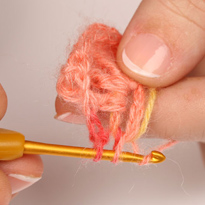 Шарф-бусы. Цветочная гирлянда на шею, вязаная крючком. Шаг 4