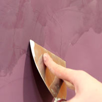 Декоративная штукатурка: как наносить венецианку. Шаг 7