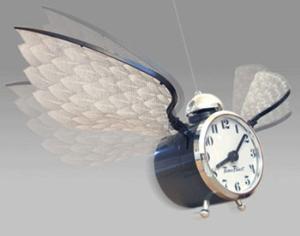 Новый будильник умеет летать по комнате