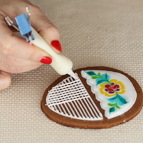 Рецепт глазури: техника кружевного ажурного декора. Шаг 3