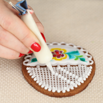 Рецепт глазури: техника кружевного ажурного декора. Шаг 4