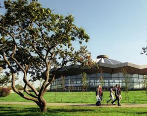 Парк вокруг Цирка и Театра им. Натальи Сац хотят застроить