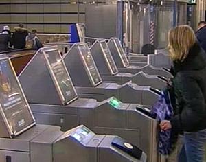 Проезд в метро можно оплатить с телефона