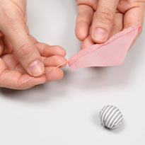 Игрушка-талисман Сарубобо. Шаг 8