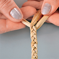 Подставка из рогоза. Шаг 3