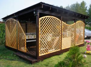 Садовый навес – всем дождям назло