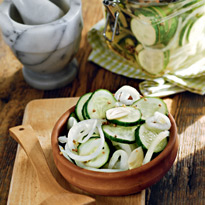 Консервированный салат из огурцов