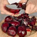 Маринованная молодая свекла. шаг №2