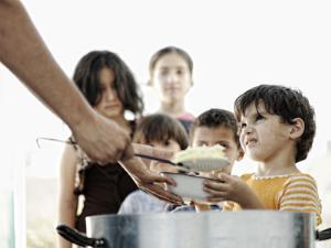 Журналисты организовали благотворительную организацию <strong>Нужна помощь</strong>