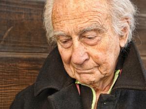 Онищенко считает, что надо повысить пенсионный возраст