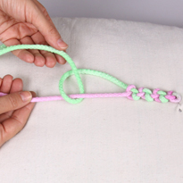 Макраме: плетение цепочки. Шаг 2