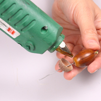 Брошка из желудей. Шаг 2