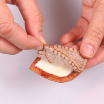 Брошка из лесных орехов. Шаг 5