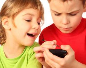 Пользователям младше 18 лет ограничат доступ к wi-fi в парках и ресторанах