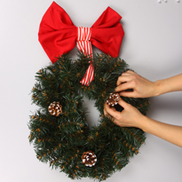 Рождественский венок из самодельных игрушек. Шаг 1