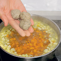 Рыбный суп с фрикадельками. Шаг №3
