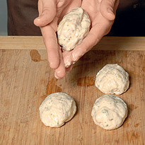 Рыбные котлеты в пивном кляре. Шаг 3 Рыбные котлеты в пивном кляре. Шаг 3