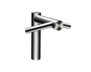 Сушилку рук соединили с краном для воды