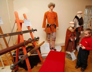 В Смоленске обучают древним славянским ремеслам