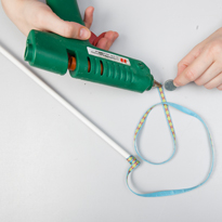 Поделки из соленого теста: игра  рыбалка. Шаг 7